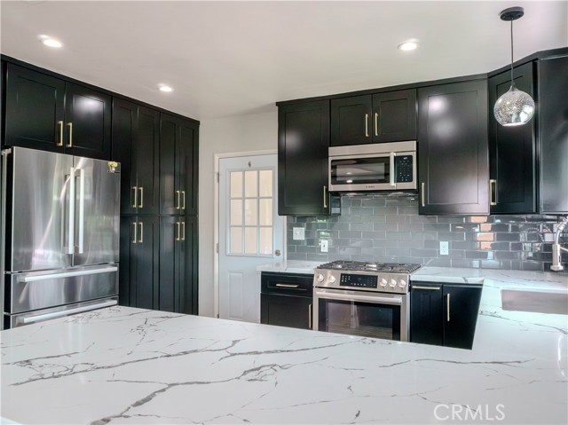 Detail Gallery Image 6 of 24 For 7152 Hidalgo, Buena Park,  CA 90621 - 3 Beds | 2 Baths