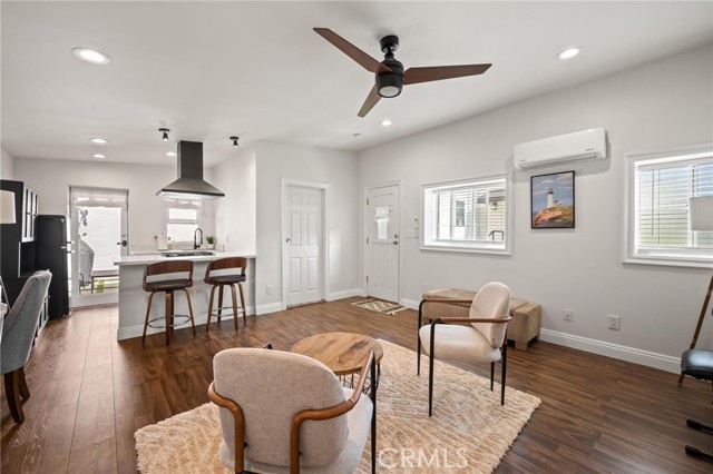 Detail Gallery Image 23 of 49 For 3345 Oakhurst Ave, Los Angeles,  CA 90034 - 3 Beds | 3 Baths