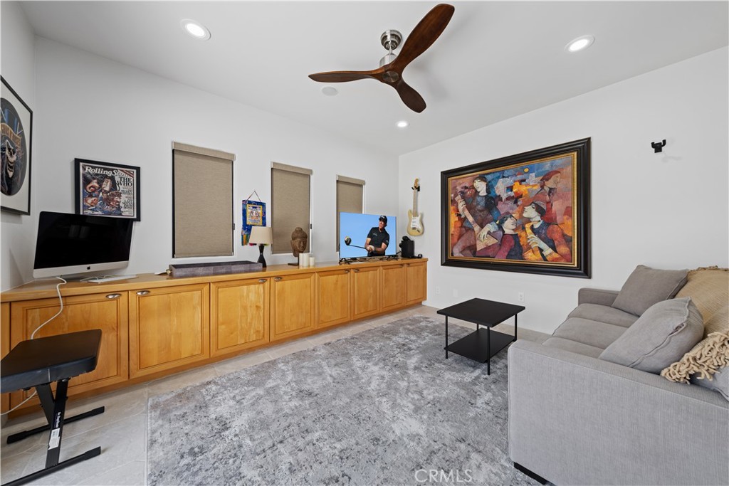 MLS #OC24146665 img 39