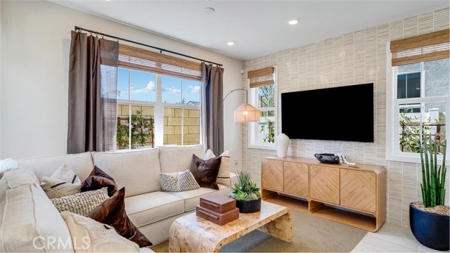 Detail Gallery Image 6 of 23 For 2653 E Forest Paseo, Ontario,  CA 91762 - 4 Beds | 2/1 Baths