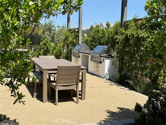 2454 Nova Way, Corona CA: https://media.crmls.org/medias/f31ab823-2e5b-4eff-8d77-6a6e8fe32c84.jpg