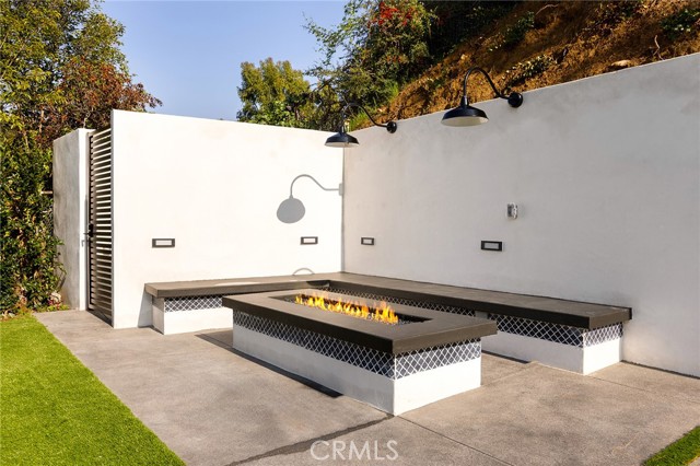 Detail Gallery Image 49 of 56 For 3814 Royal Meadow Rd, Sherman Oaks,  CA 91403 - 5 Beds | 4/1 Baths