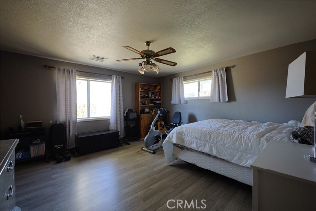 Detail Gallery Image 7 of 23 For 7540 W Avenue a, Lancaster,  CA 93536 - 3 Beds | 2 Baths