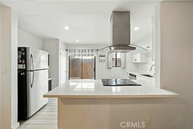 14937 Sherman Way, Van Nuys CA: https://media.crmls.org/medias/f31b4b99-cd4e-4c02-ac70-f3527f8dfe2e.jpg