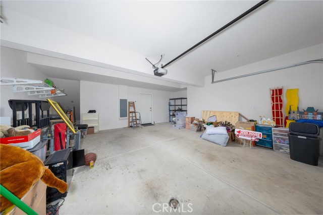 Detail Gallery Image 9 of 44 For 7358 Luminaire, Rancho Cucamonga,  CA 91739 - 3 Beds | 3/1 Baths