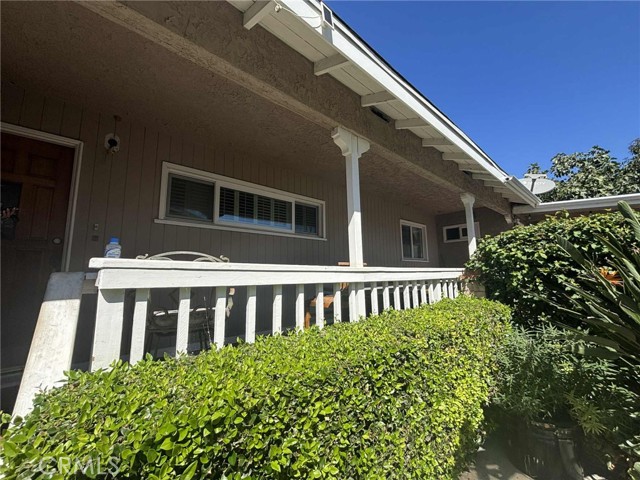 Detail Gallery Image 3 of 28 For 19937 Parthenia St, Northridge,  CA 91324 - 3 Beds | 2 Baths