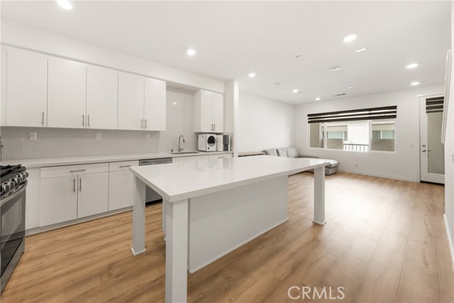 7418 Royal Street, Buena Park CA: https://media.crmls.org/medias/f31d7e4a-951b-4492-b61d-1b3048df4f3d.jpg