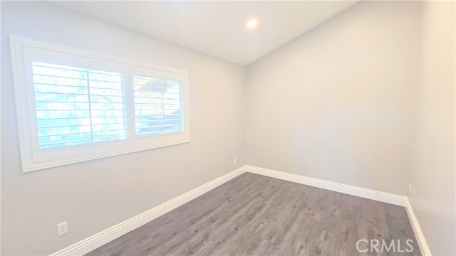 Detail Gallery Image 18 of 26 For 2107 S Magnolia Ave, Ontario,  CA 91762 - 2 Beds | 1/1 Baths