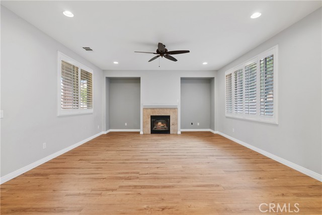 27446 Acacia Drive, Valencia CA: https://media.crmls.org/medias/f31dcf84-0f7c-4796-a974-6b27f57485f4.jpg