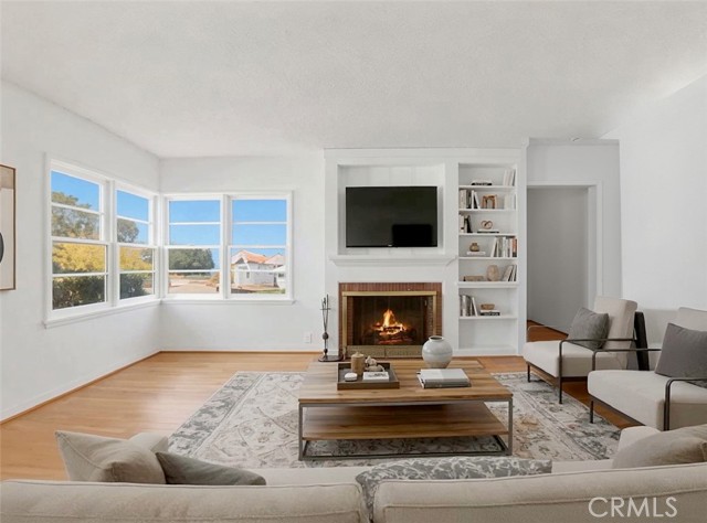 Detail Gallery Image 5 of 32 For 111 Alabama St, San Gabriel,  CA 91775 - – Beds | – Baths