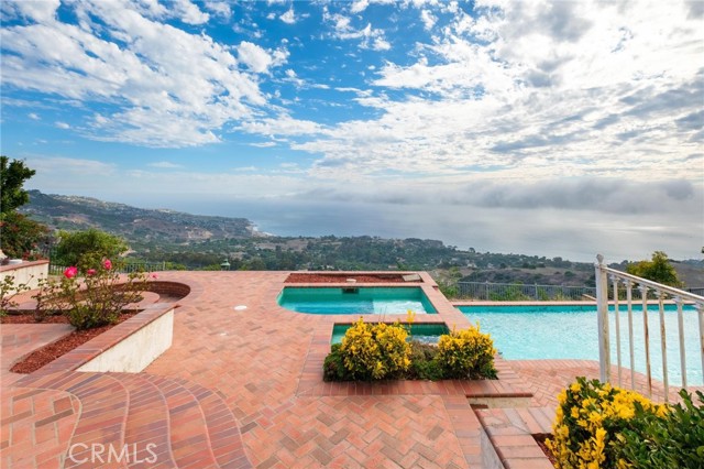 Detail Gallery Image 10 of 75 For 40 Santa Catalina, Rancho Palos Verdes,  CA 90275 - 6 Beds | 4/1 Baths