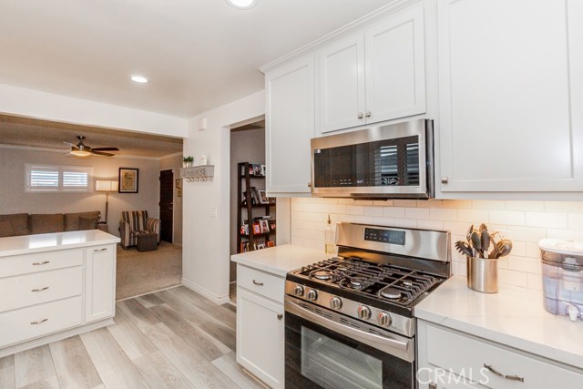 Detail Gallery Image 18 of 54 For 11229 Elmhurst Dr, Norwalk,  CA 90650 - 4 Beds | 2 Baths