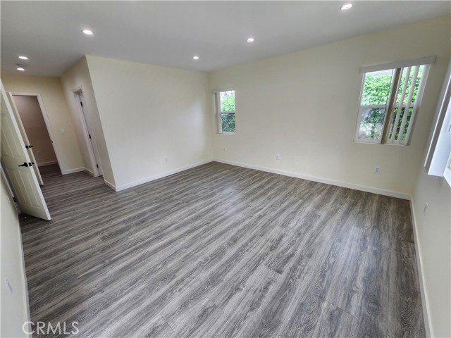 Detail Gallery Image 33 of 43 For 9462 Givens, Northridge,  CA 91325 - 4 Beds | 5 Baths