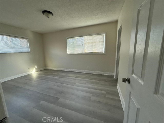 Detail Gallery Image 5 of 14 For 8849 Colorado Ave, Riverside,  CA 92503 - 3 Beds | 2/1 Baths