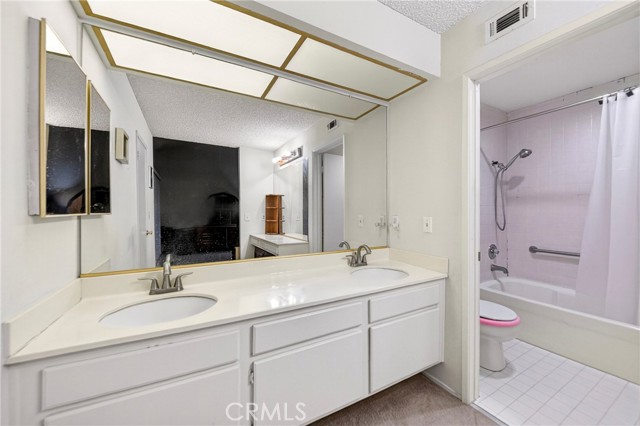 Detail Gallery Image 16 of 27 For 1507 via Linda, Fullerton,  CA 92833 - 2 Beds | 2/1 Baths