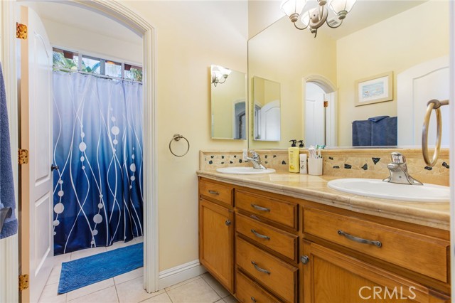 Detail Gallery Image 26 of 69 For 22088 Mustang Ct, Canyon Lake,  CA 92587 - 5 Beds | 4 Baths