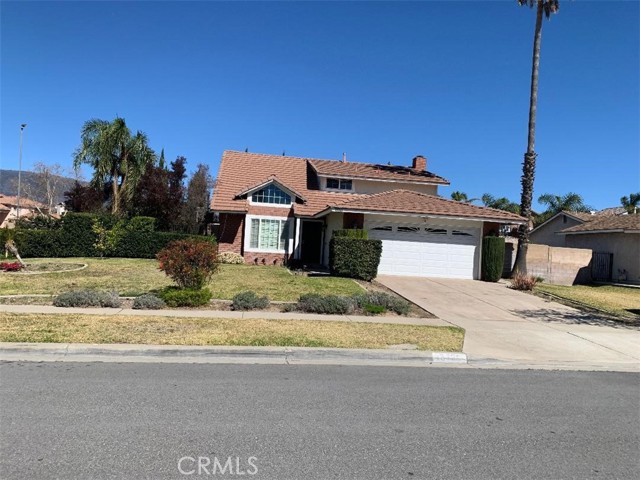 15936 San Jacinto Dr, Fontana, CA 92336