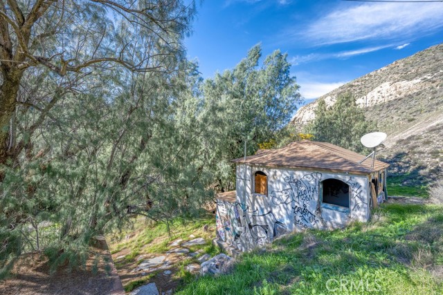 Detail Gallery Image 6 of 31 For 12571 Capra, Agua Dulce,  CA 91390 - 3 Beds | 1 Baths