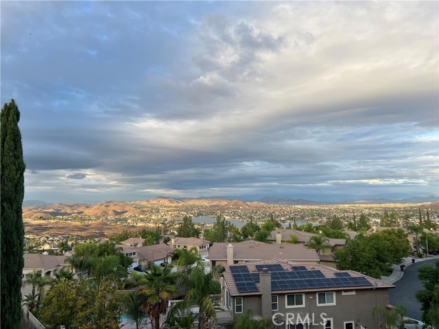 Detail Gallery Image 3 of 8 For 9 Corte Montena, Lake Elsinore,  CA 92532 - 4 Beds | 2/1 Baths