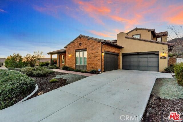 Detail Gallery Image 3 of 30 For 446 via Maggiore, Chula Vista,  CA 91914 - 5 Beds | 4/1 Baths