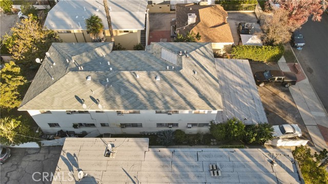 14413 Califa Street photo 4