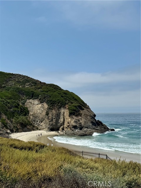 38 San Raphael, Dana Point CA: https://media.crmls.org/medias/f3241ddd-8e5c-4467-bd6d-3e9e14a0455f.jpg