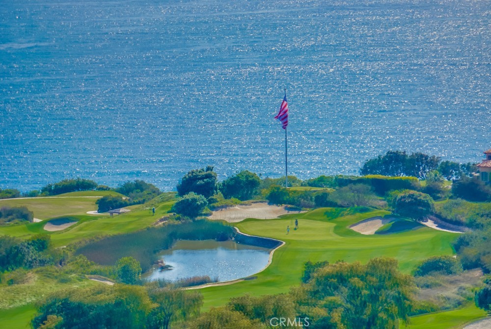 https://media.crmls.org/medias/f3246080-616d-4038-ab64-dc8a6953415f.jpg?preset=X-Large