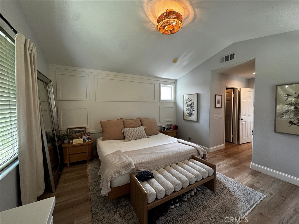 MLS #OC25241237 image #19