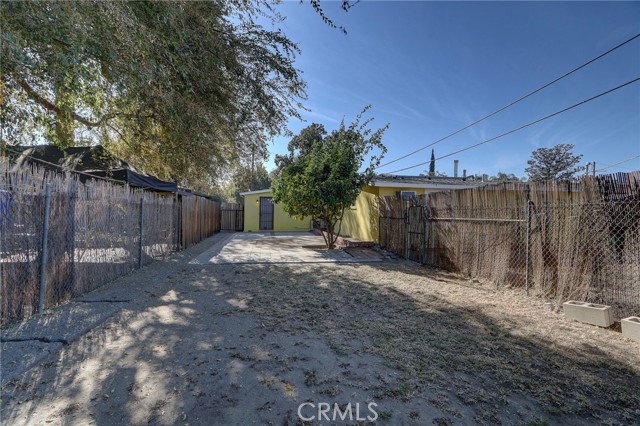 Detail Gallery Image 5 of 28 For 13861 Roscoe Bld, Panorama City,  CA 91402 - 2 Beds | 1 Baths