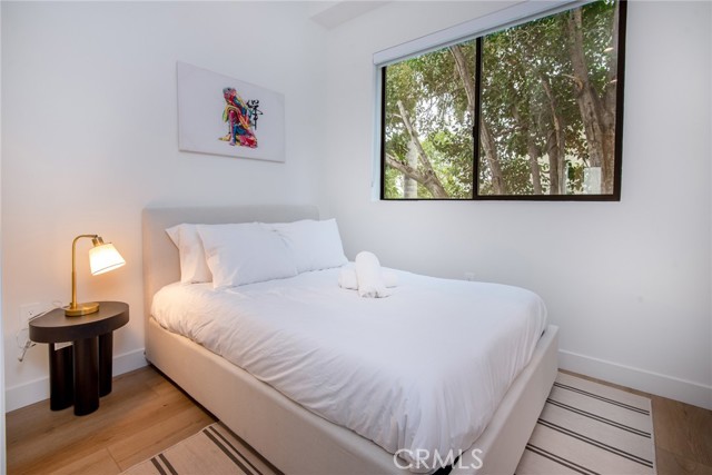 109 N Westlake Avenue, Los Angeles CA: https://media.crmls.org/medias/f326cf8f-5c00-4d81-814f-1562b806ac0b.jpg