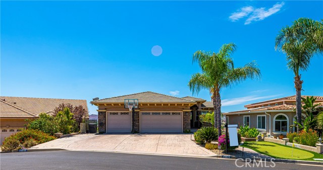 Detail Gallery Image 6 of 75 For 28828 Yosemite Pl, Canyon Lake,  CA 92587 - 7 Beds | 5 Baths