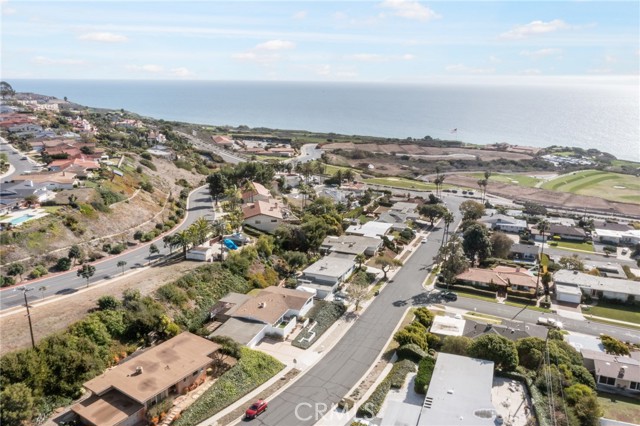 32322 Conqueror Drive, Rancho Palos Verdes, California 90275, 3 Bedrooms Bedrooms, ,2 BathroomsBathrooms,Single Family Residence,For Sale,Conqueror,SB25025856