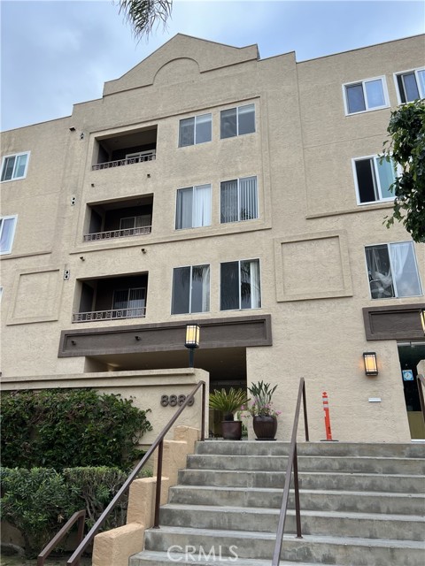 Detail Gallery Image 2 of 8 For 8889 Caminito Plaza Centro #7240,  San Diego,  CA 92122 - 1 Beds | 1 Baths