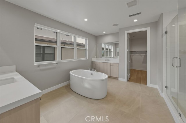 Image 19 of 42 For 11800 Hillsborough