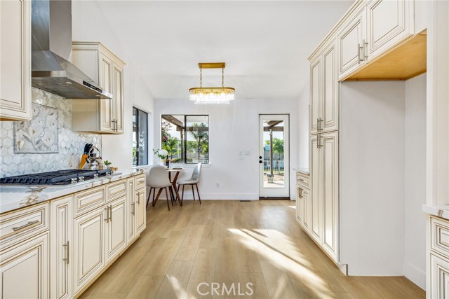 Detail Gallery Image 15 of 51 For 16066 Rancho Verde, Riverside,  CA 92506 - 4 Beds | 3 Baths