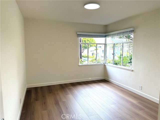 2648 23rd Street, Santa Monica CA: https://media.crmls.org/medias/f32a6751-4daf-4f3c-a430-664b22a7fc06.jpg