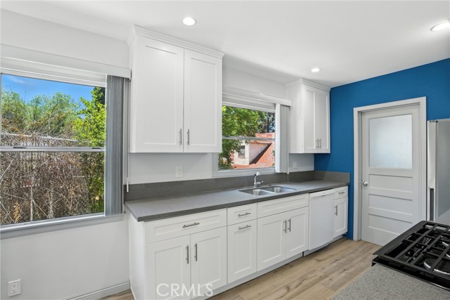 10416 Fairgrove, Tujunga CA: https://media.crmls.org/medias/f32acd53-73c3-4539-9042-9809bbb7d264.jpg