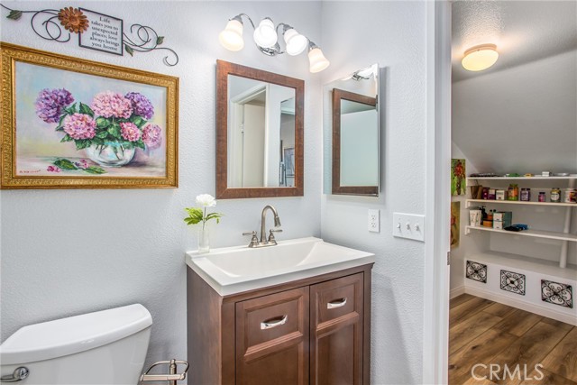 518 S Seminole Circle, Banning CA: https://media.crmls.org/medias/f32ae235-13d9-4712-b058-bbb244f4eef2.jpg