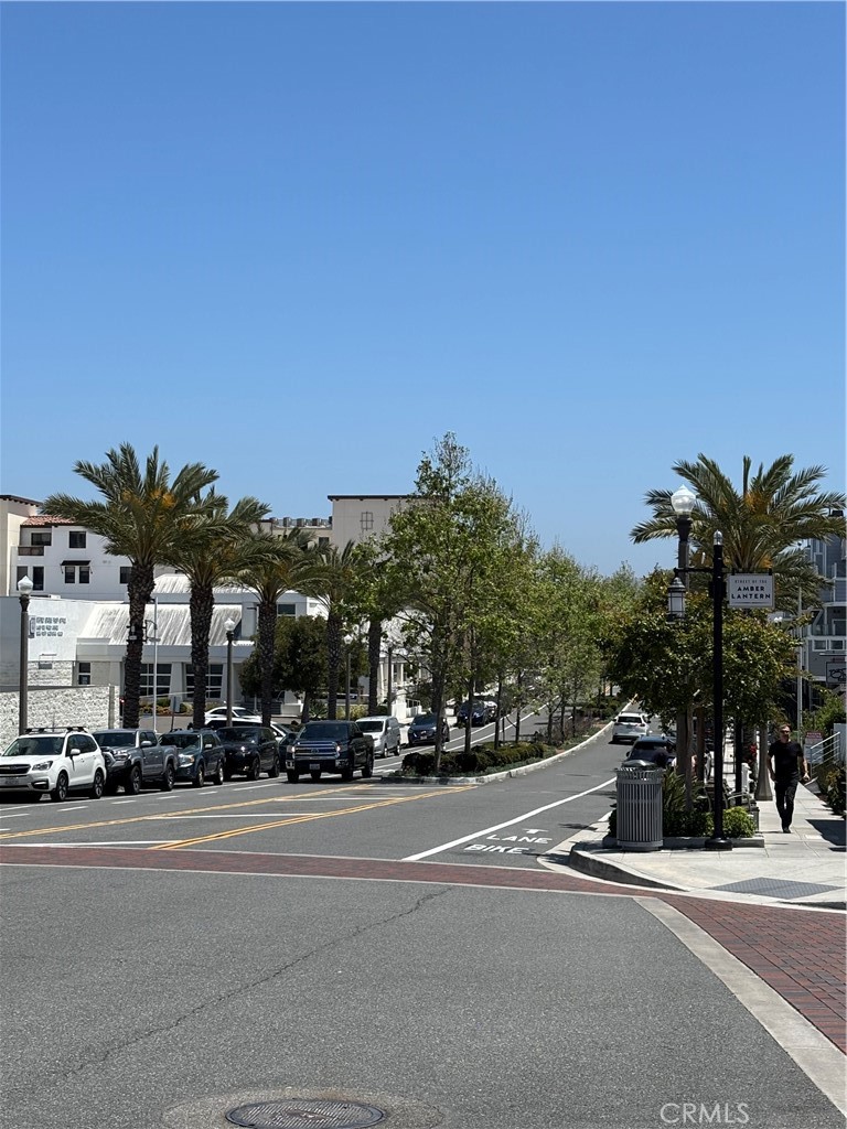 MLS #OC25118752 img 1
