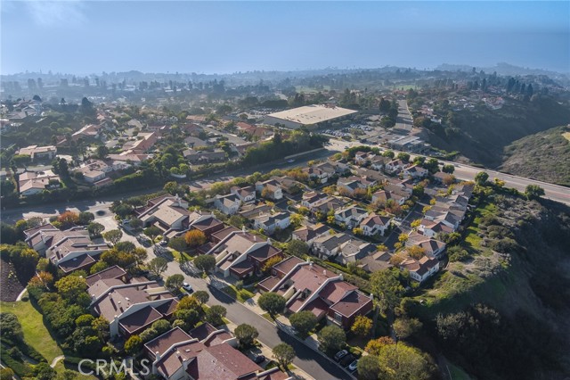 89 Cresta Verde, Rolling Hills Estates, California 90275, 3 Bedrooms Bedrooms, ,2 BathroomsBathrooms,Residential,Sold,Cresta Verde,PV23000101