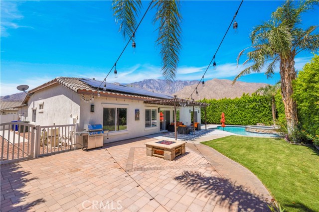 972 Mira Grande, Palm Springs CA: https://media.crmls.org/medias/f32b8b36-4b92-4fd6-84c2-9843b19af324.jpg