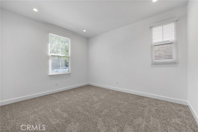 Detail Gallery Image 15 of 32 For 82 Meander St, Irvine,  CA 92620 - 4 Beds | 3/1 Baths