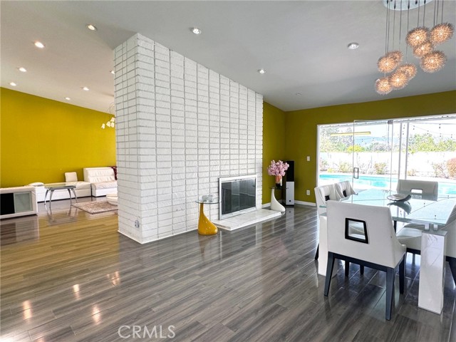 Detail Gallery Image 6 of 33 For 24201 Caris St, Woodland Hills,  CA 91367 - 3 Beds | 2 Baths