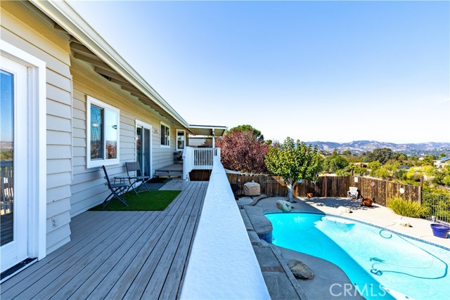 Detail Gallery Image 30 of 54 For 753 Walnut Dr, Paso Robles,  CA 93446 - 3 Beds | 2 Baths