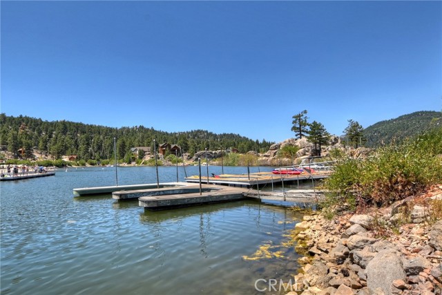 747 Boulder Bay, Big Bear Lake CA: https://media.crmls.org/medias/f32e96b0-2779-45ca-a163-acb703391844.jpg