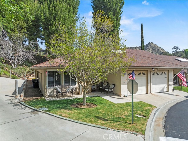 Detail Gallery Image 35 of 61 For 19439 Oak Crossing Rd, Newhall,  CA 91321 - 2 Beds | 2 Baths