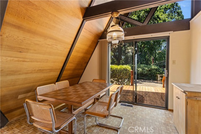 Detail Gallery Image 11 of 61 For 8475 Palace Dr, Kelseyville,  CA 95451 - 3 Beds | 3 Baths