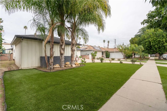 Detail Gallery Image 8 of 39 For 19127 Enadia, Reseda,  CA 91335 - 4 Beds | 2 Baths