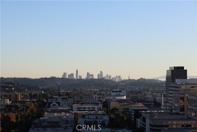 Detail Gallery Image 2 of 38 For 222 Monterey Rd #1603,  Glendale,  CA 91206 - 2 Beds | 2 Baths