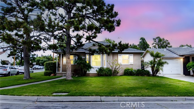 5666 Garypark Avenue, Arcadia CA: https://media.crmls.org/medias/f330a6eb-a4e9-45df-9b04-1b9c85468dbc.jpg